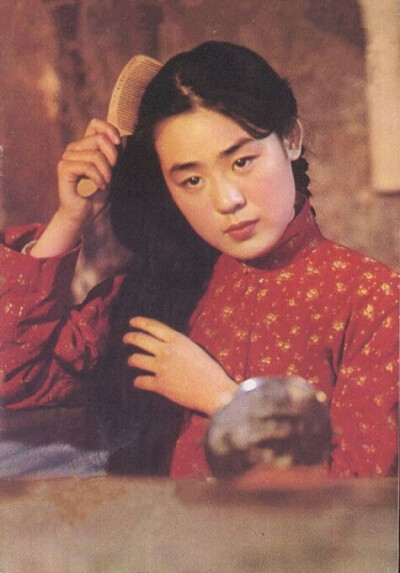 丛珊,1962年5月19日生于中国北京,中国内地影视女演员.