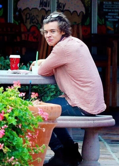 harry styles,嘿嘿,你在憋笑吗?