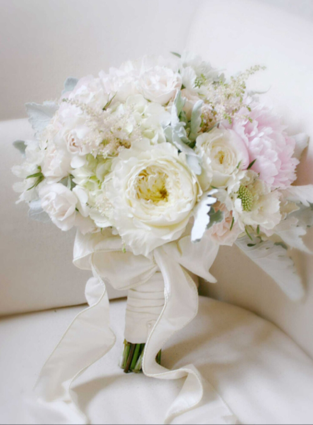 新娘手捧花 白