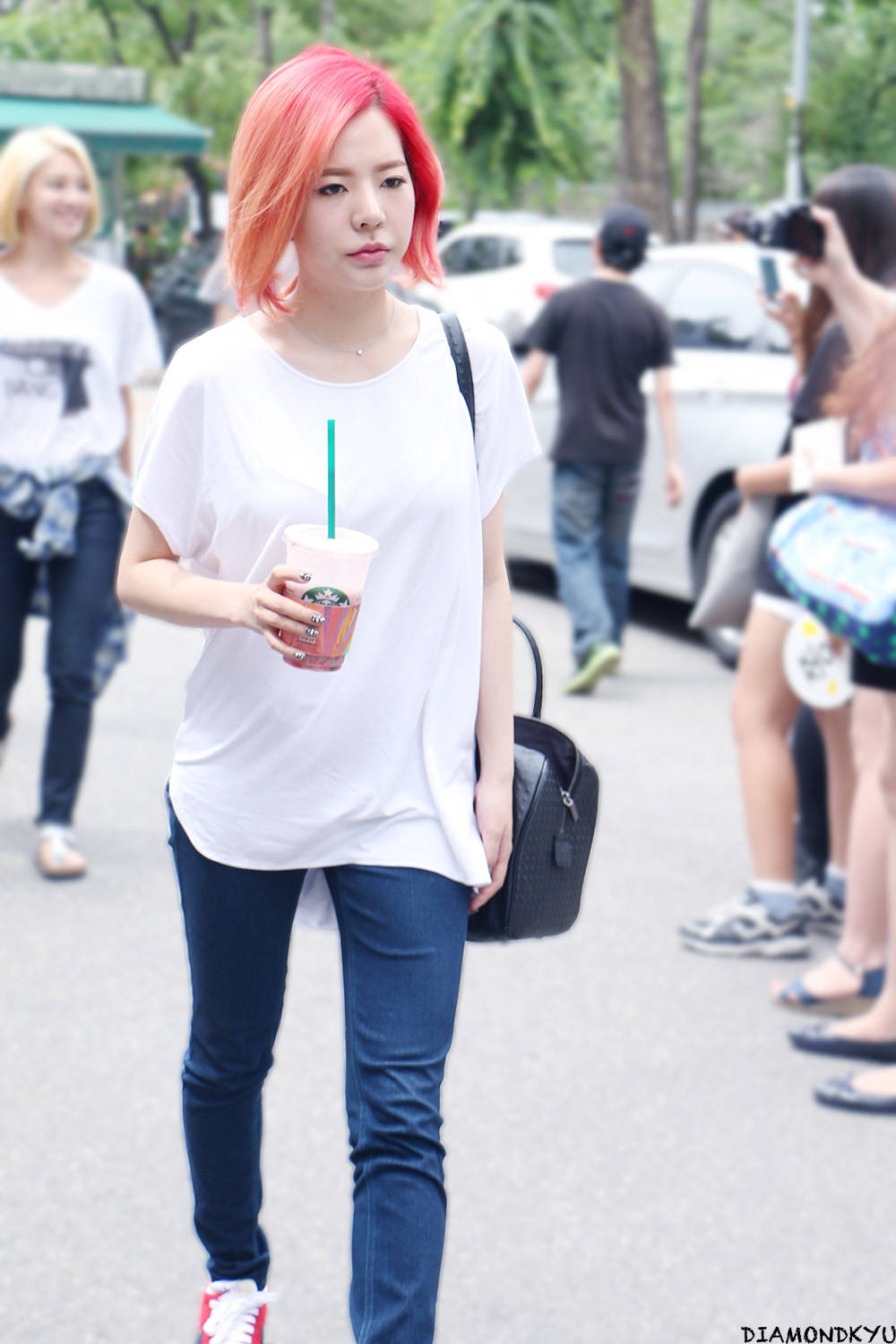少女时代 sunny