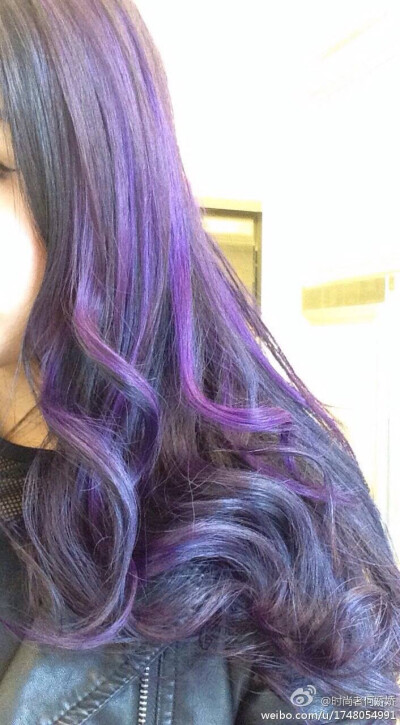 卷发 蓝紫