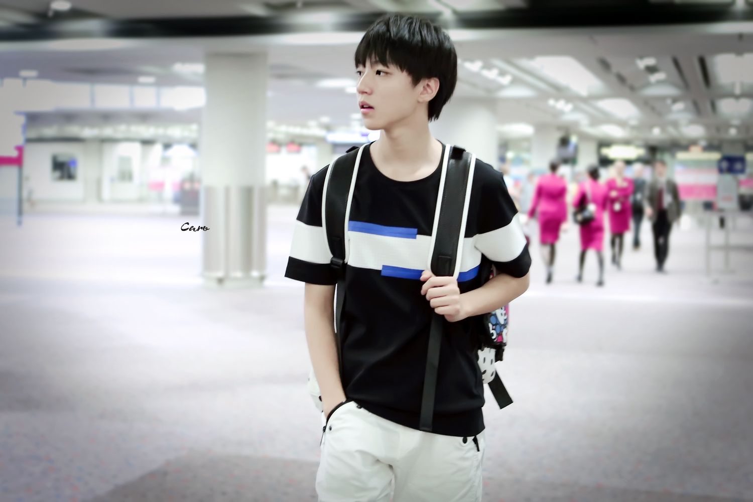 tfboys王俊凯 2015.07.22 台湾桃园机场-北京首都机场图.