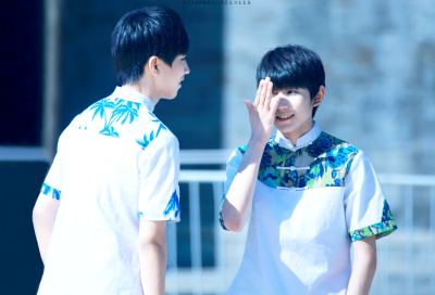 tfboys-王俊凯王源-凯源高清壁纸