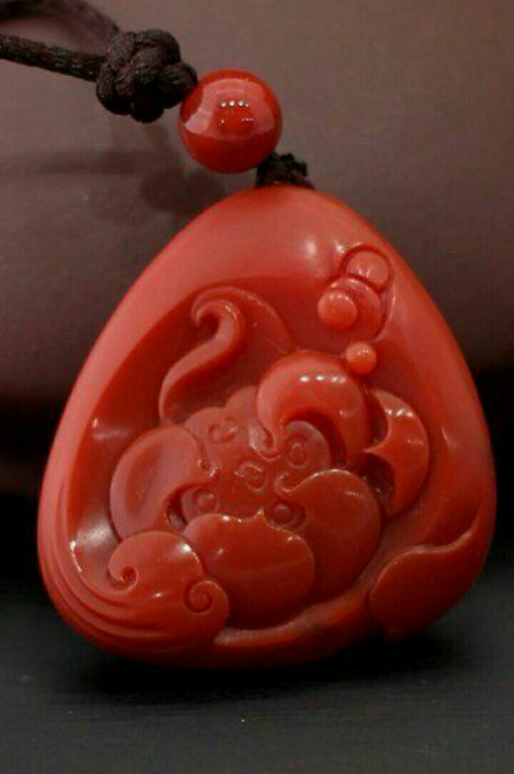 南红莲花挂件