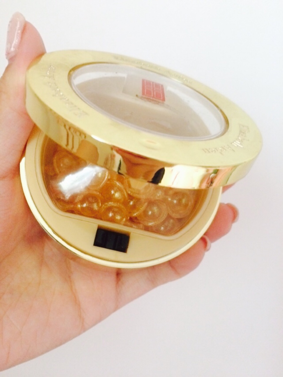 带上神器出门去#伊丽莎白雅顿超时空眼胶.