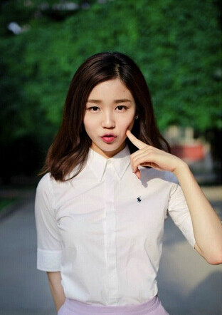 李炫臻