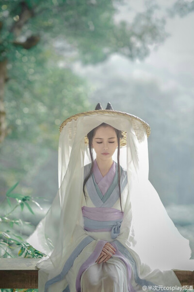 岂曰无衣,与子同袍.