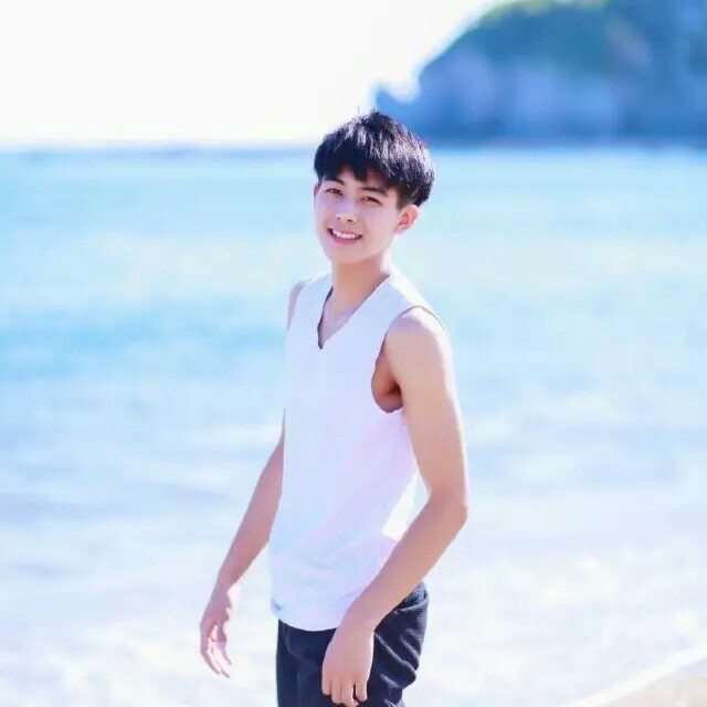 男头快手红人宋威龙