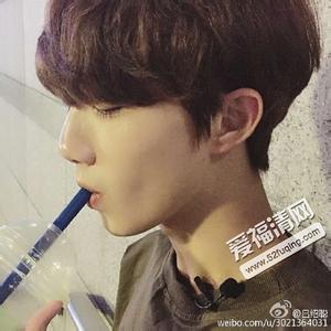 优雅的杠杠男神吕绍聪