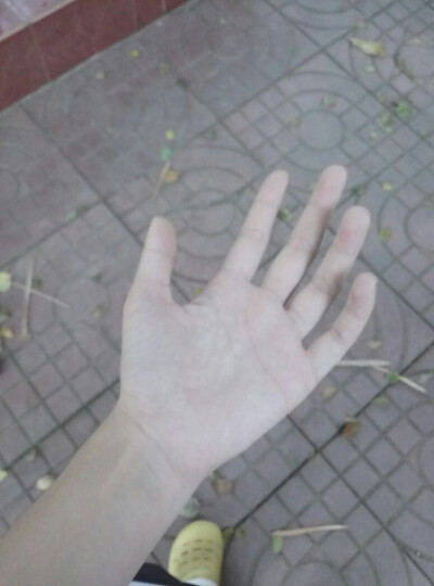 抓不住的东西伸手都是多余的