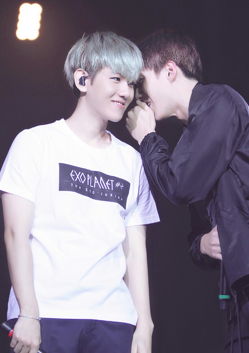 exo 边伯贤 吴世勋 exo luxion in macau 高清