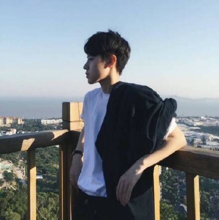 小清新 森系 图片 皮肤 头像 女头 男头 喜欢关注拿图点赞不定期更新