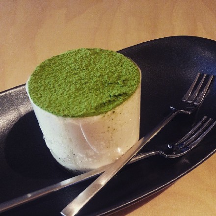 抹茶提拉米苏蛋糕