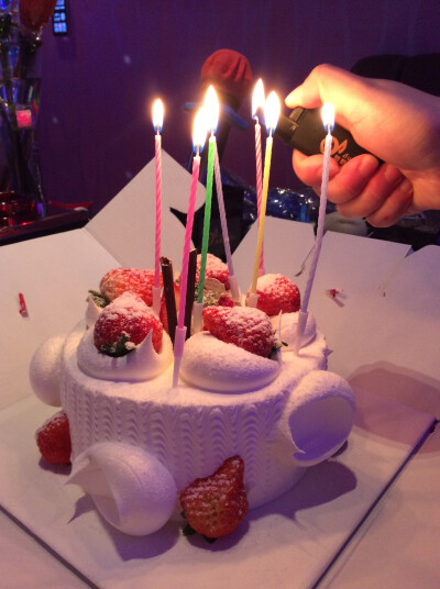 生日蛋糕草莓超大超好吃