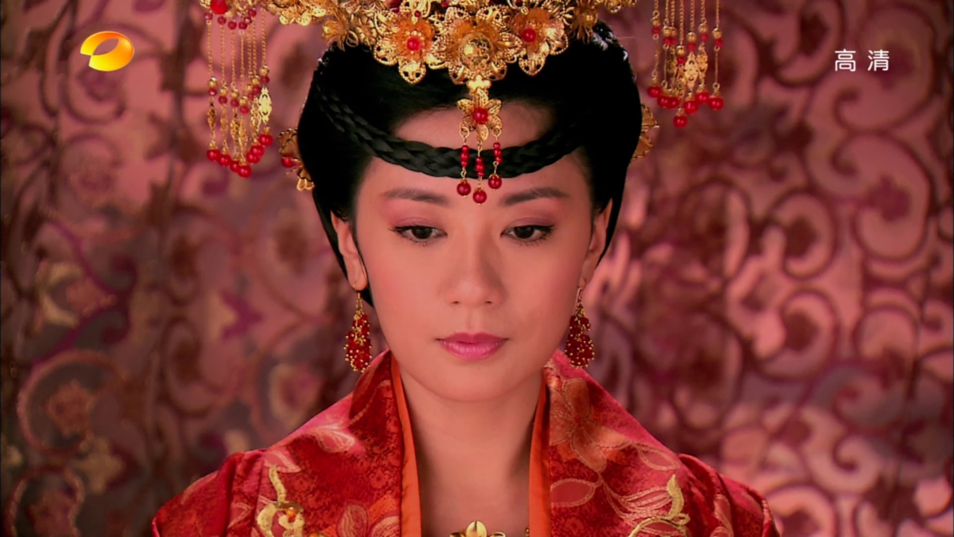 贾静雯 