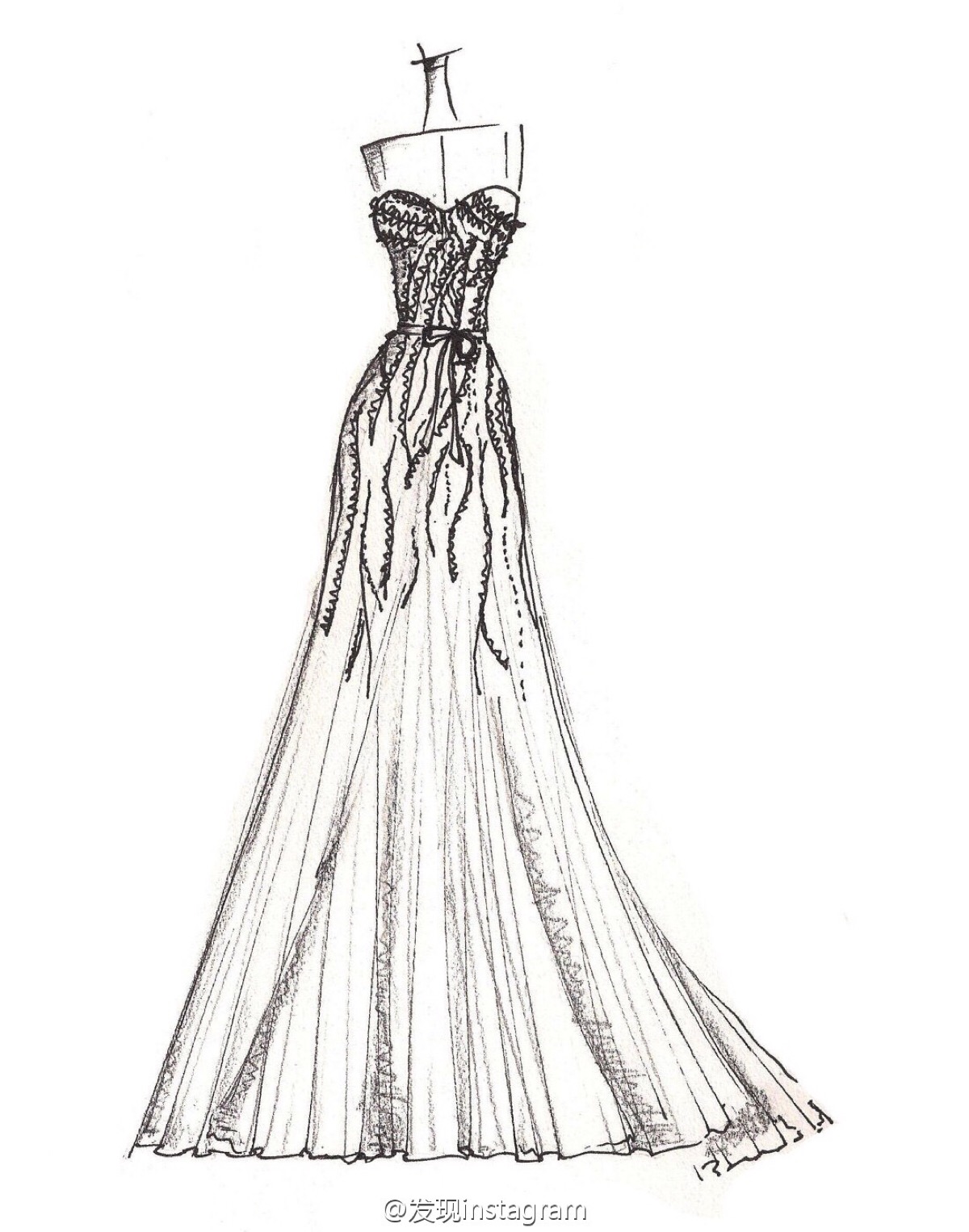 【简单黑白—线条的魅力】笔尖时尚 手绘插画 素材 时装周 婚纱手绘