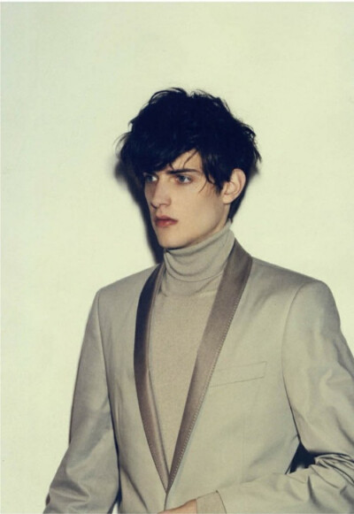 「欧美男模」—shaun haugh 有着迪奥·桀骜 (dior homme)那"吸血鬼"