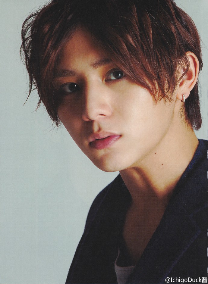 妈妈,这个人一直看我~【( ω )】山田凉介