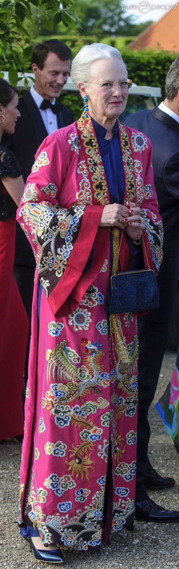 丹麦女王的中式服装