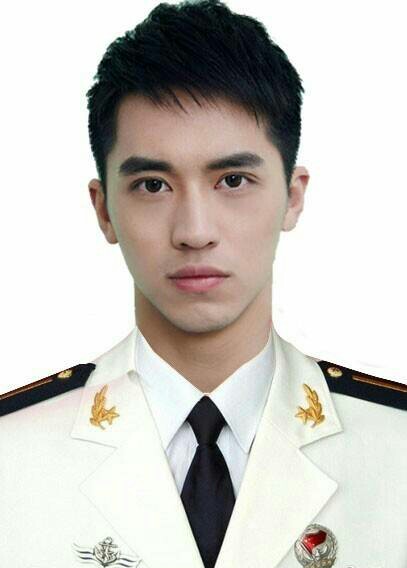 上瘾网络剧 顾海 黄景瑜