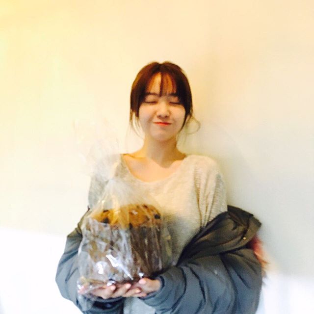 方敏雅 方抽抽 面包 头像 美美哒