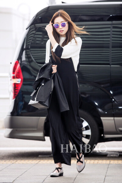 韩星机场街拍 搭配 欧尼美美哒 鞋子好好看