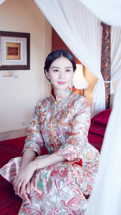 刘诗诗第一版婚纱照图片
