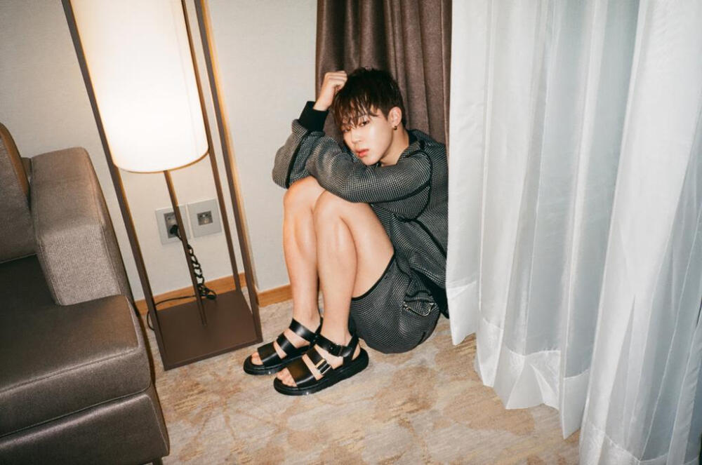 1 防弹少年团 bts 金南俊(rap monster),金硕珍(jin),闵玧其(suga)