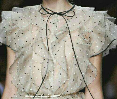 作为服装设计师 能让我怦然心动的 只有这些小细节