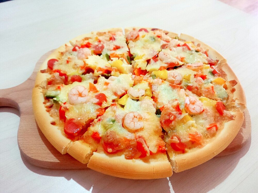 『五彩时蔬虾仁披萨』