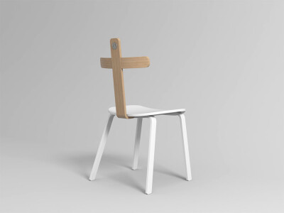 horn 最新发布了一款宗教意味浓厚的座椅,它的椅背是木质的十字架