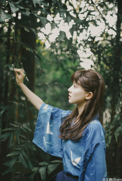 王鹤润《谁的青春不迷茫》