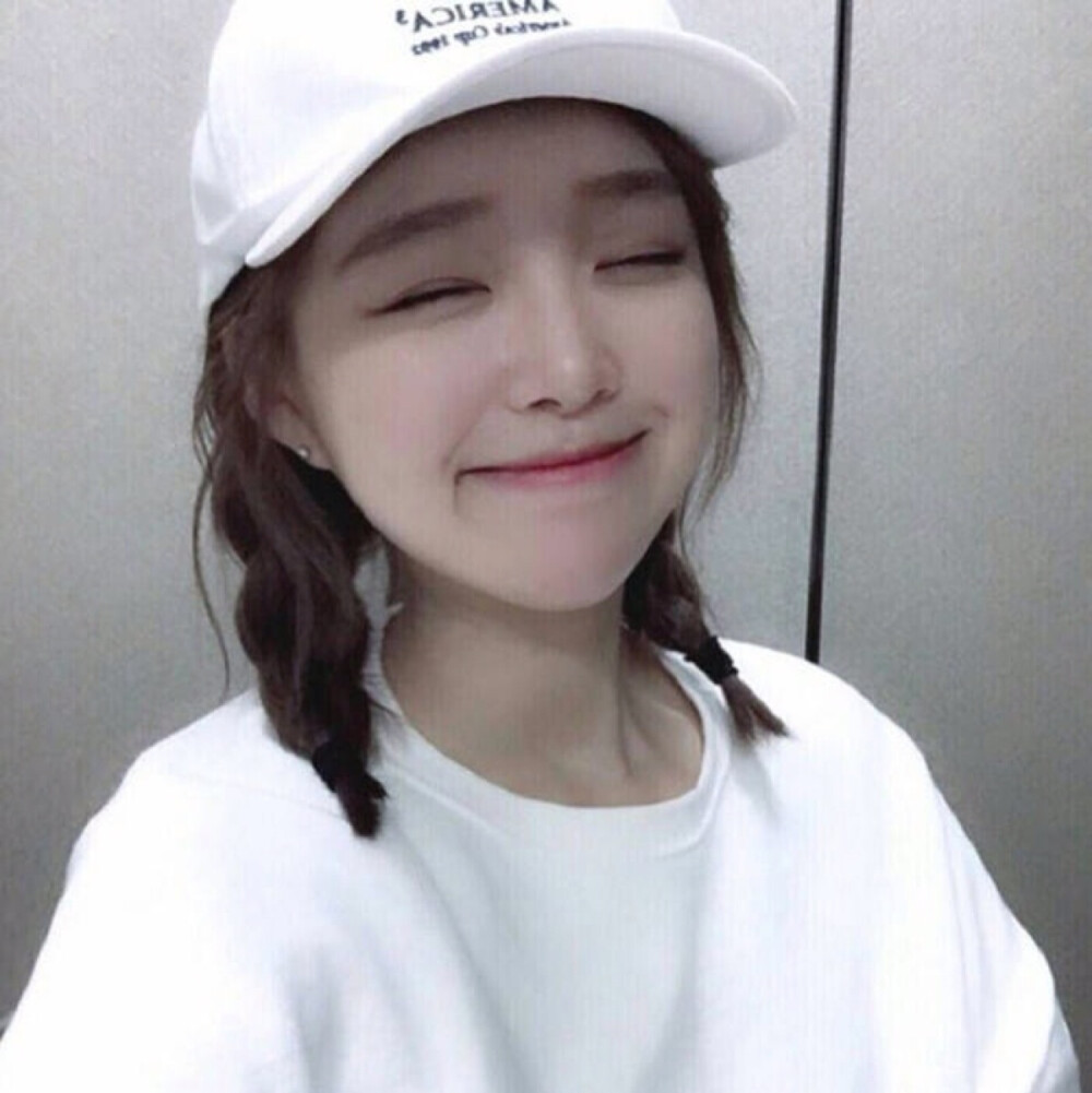 头像 女头 方块图 韩国 双麻花辫