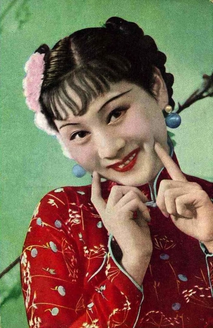 民国影星:照片明星貂斑华(1913—1941),原名吴梅香,又名吴佩珍(她