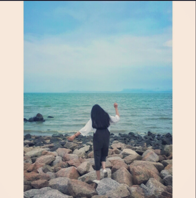 小清新女生头像海边