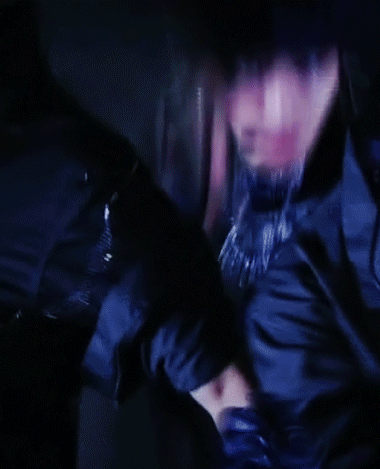 baekhyun# 160610 music bank monster 伯贤 gif - 啵啵虎是野兽中
