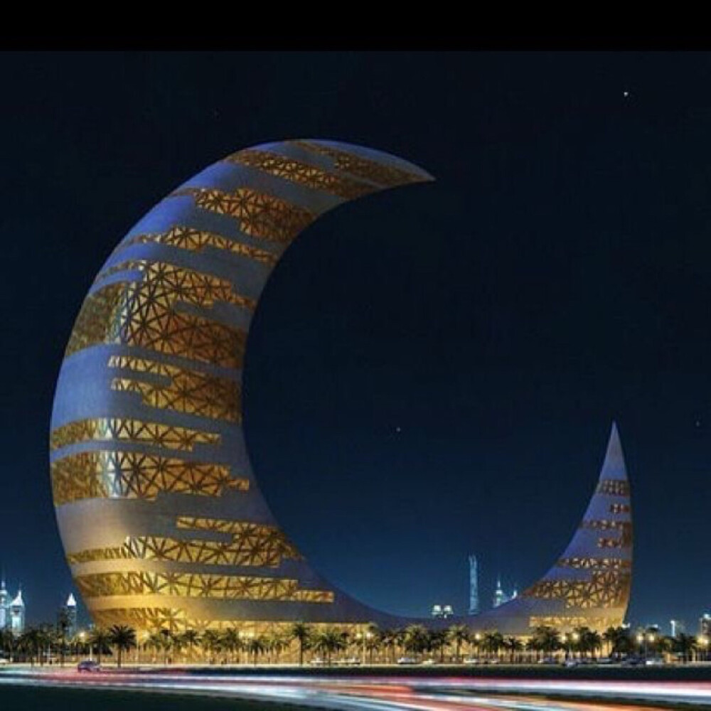 crescent moon tower 