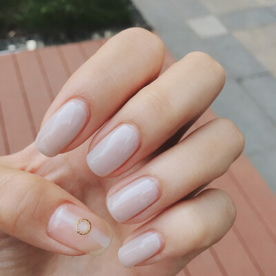 指甲 图片评论 0条  收集   点赞  评论  宋哈哈-美甲控 时尚 简单