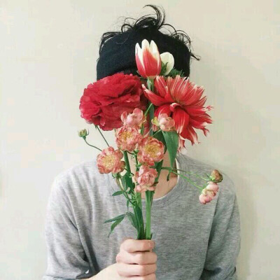 拿花男生头像