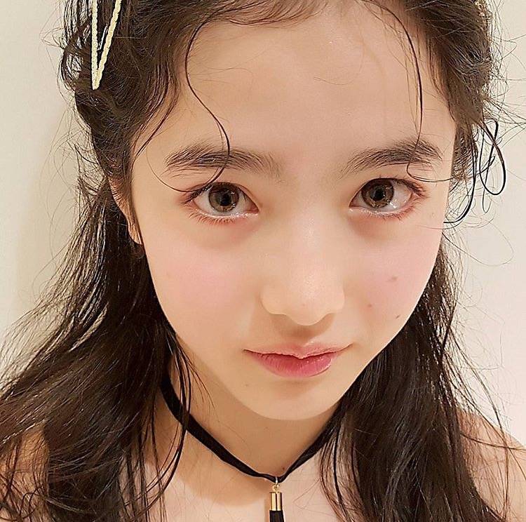 山田直美左脸的小雀斑都好看啊