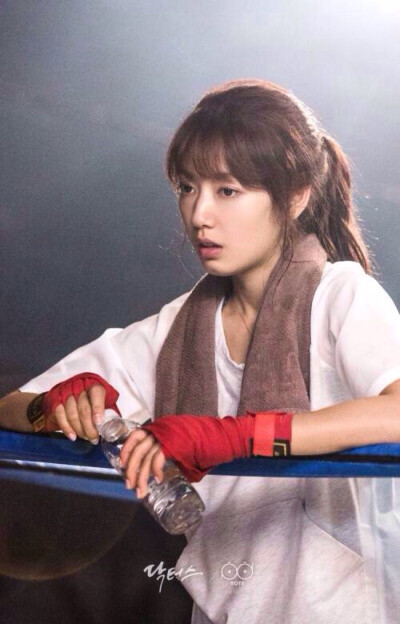 doctors剧照^-^ 朴信惠 金来沅 尹均相 李圣经 韩剧 电视剧 壁纸