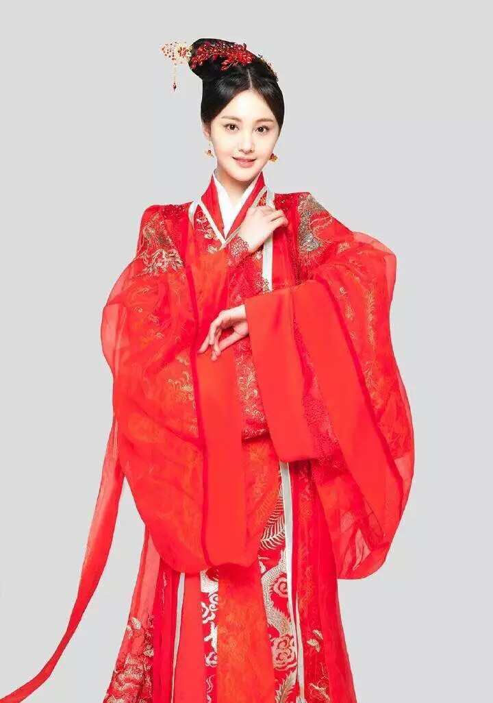 女神们的游戏代言造型,个个颜值爆表,谁又是你心中最美的游戏女王呢?