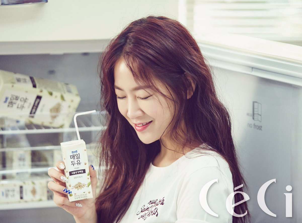 姜智贤(),艺名昭宥,1992年2月12日出生于济州岛.