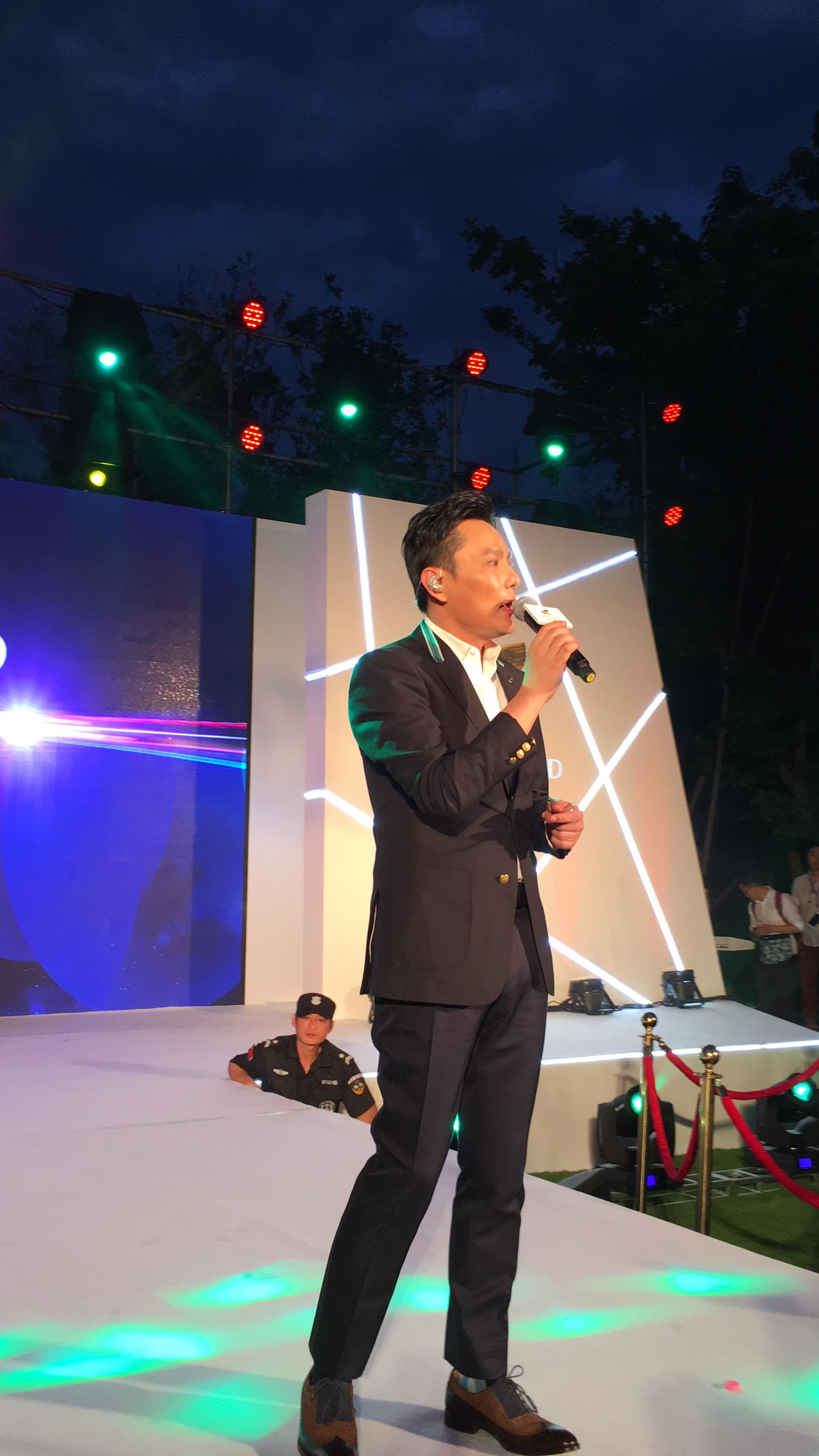 商演高清照