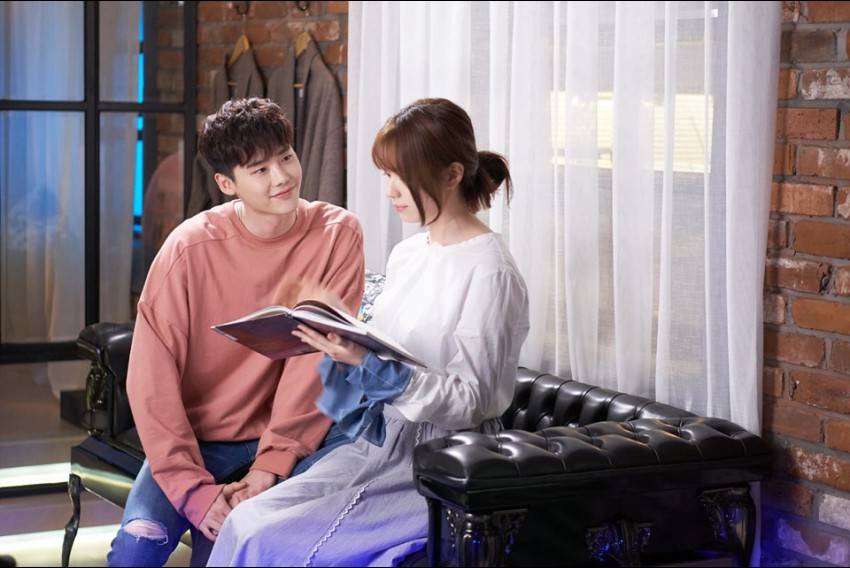 w两个世界李钟硕韩孝周幕后花絮照crnaver