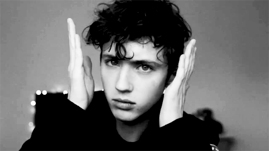 troye sivan戳爷.