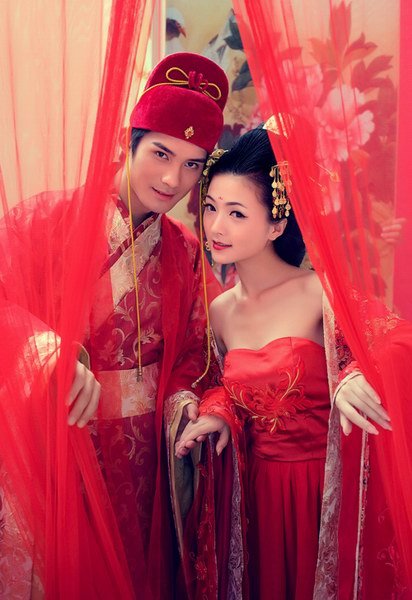 盘子女人坊鸾凤和鸣主题古装婚纱照我最喜欢的一套