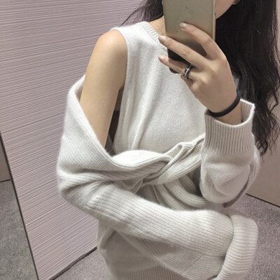 女生头像.部位女头.半身.性感.长腿.胸器.搭配.锁骨.翘臀.手控.纹身.