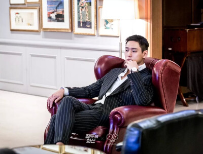 高庚杓嫉妒的化身随便摆个动作就帅你一脸