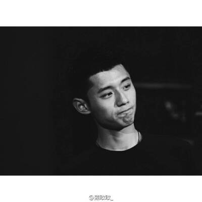 张继科头像壁纸超级喜欢这张 cr微博
